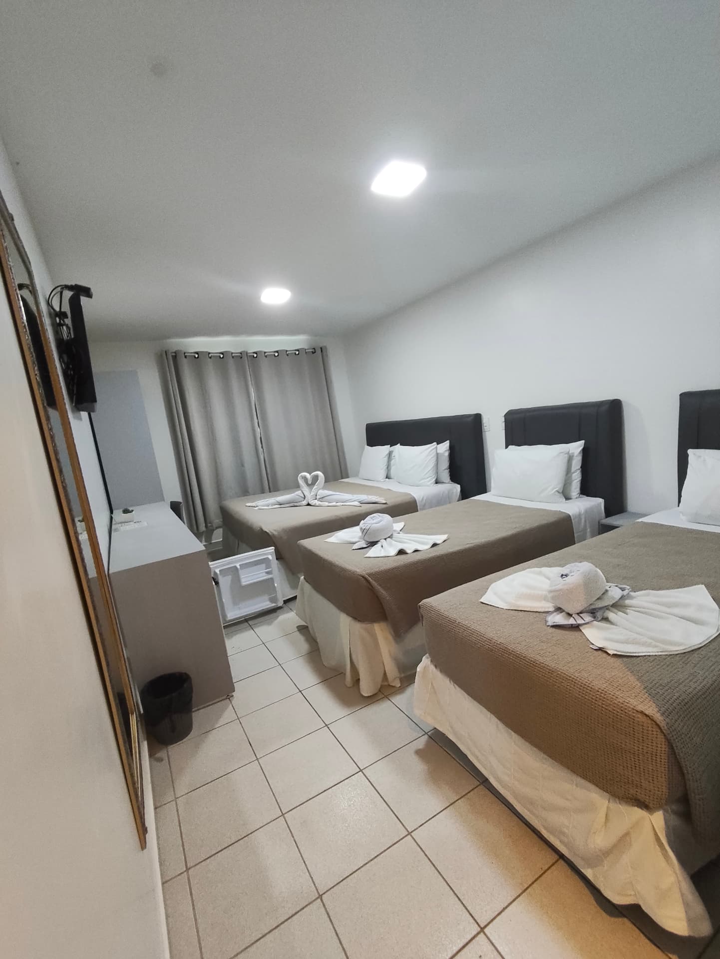 Suíte Quádruplo Standard P2 - quarto